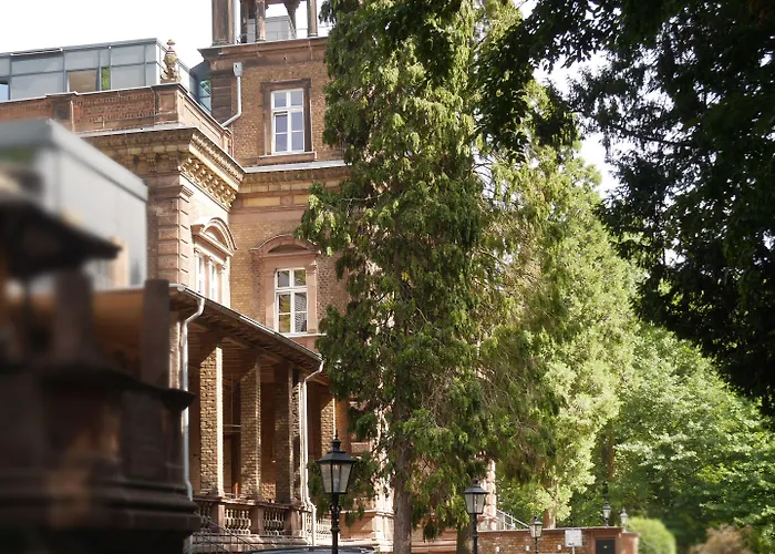 Trafohaus Am Kaiserbahnhof 3*